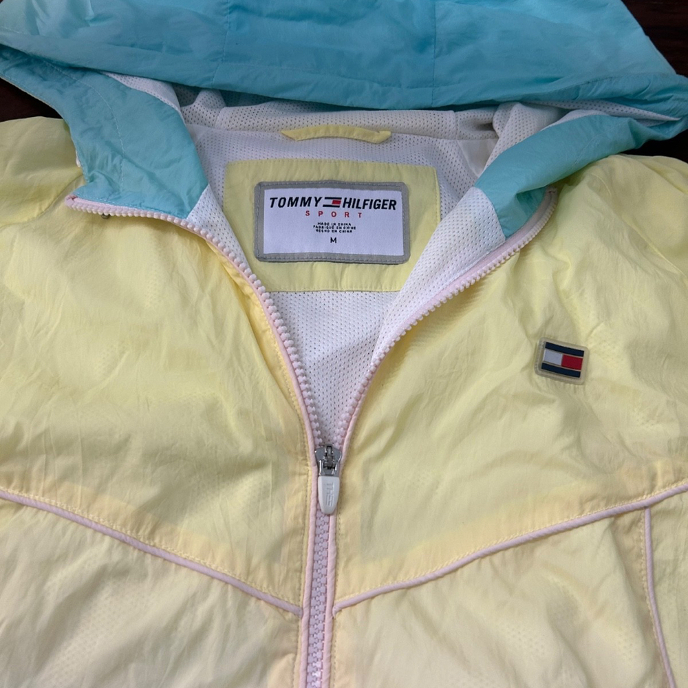 TOMMY HILFIGER Windbreaker Jacket Coat Womens Siz M. Excellent Cond.